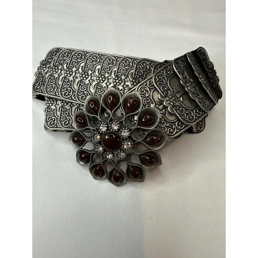 Vintage Silver Tone Filigree Stretch Belt Floral Buckle Rhinestone Cabochon 30in